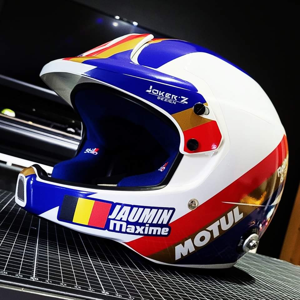 FB_IMG_1662547804130 Déco de casque Semi personnalisée - Modèle 3 – Image 1
